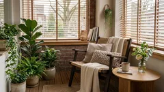 Balkón na jar: upratujte, usporiadajte a ušetrite